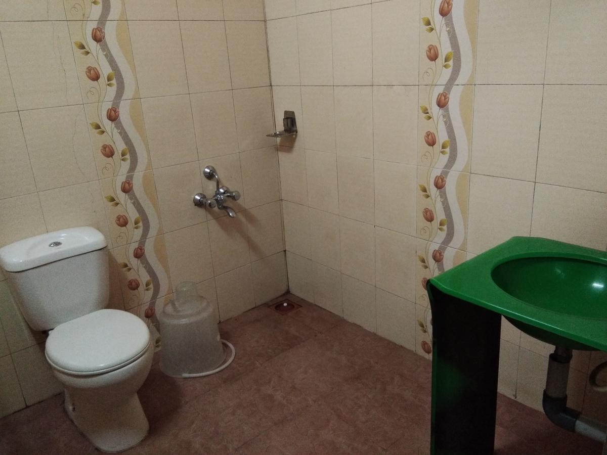 A.R.Residency Hotel Kunnamangalam ภายนอก รูปภาพ